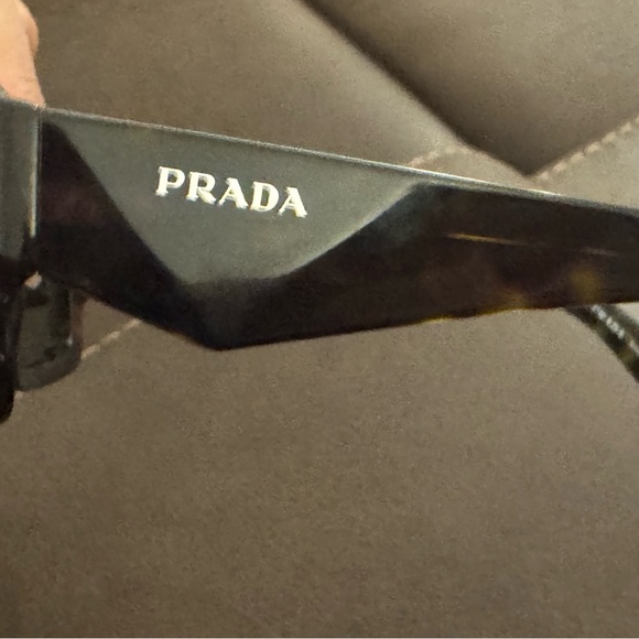 Authenticated Prada Tortoiseshell Rectangular Sunglasses - Picture 6 of 9